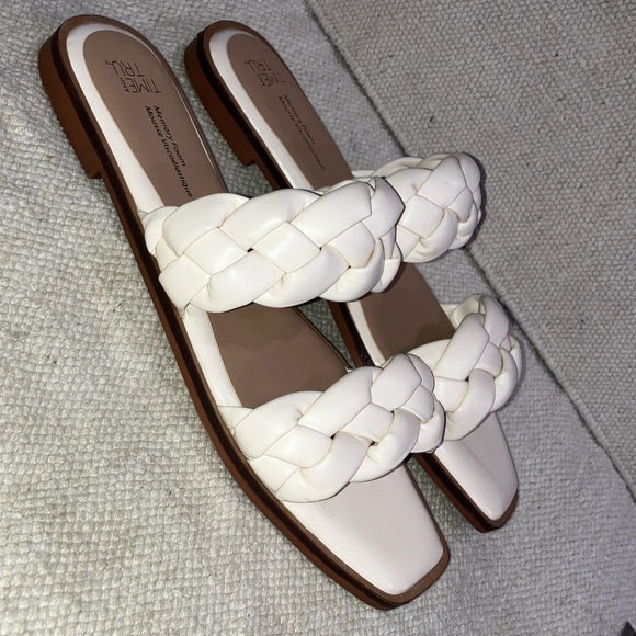 Time and Tru women’s size 7 off White Braided memory foam Sandals - Picture 14 of 14
